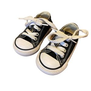Converse size 3 Toddler